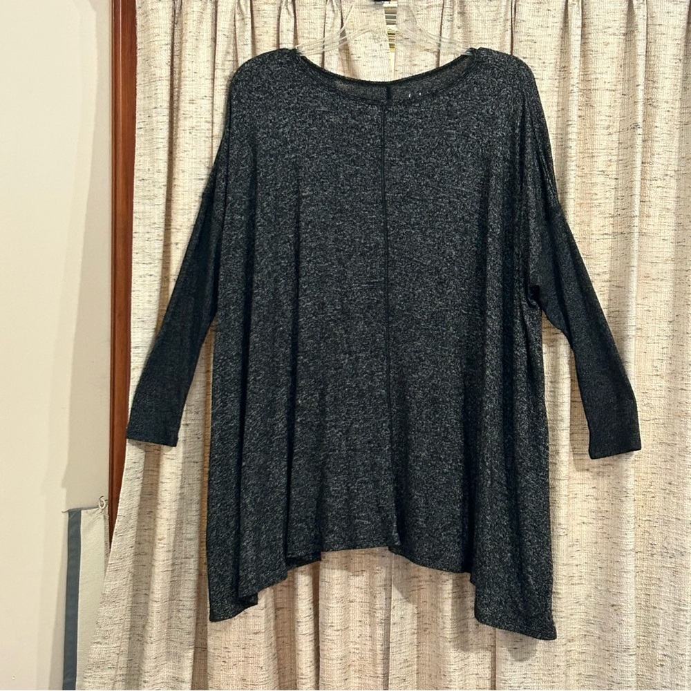 Livi Active Asymmetrical Tunic Top - 14/16